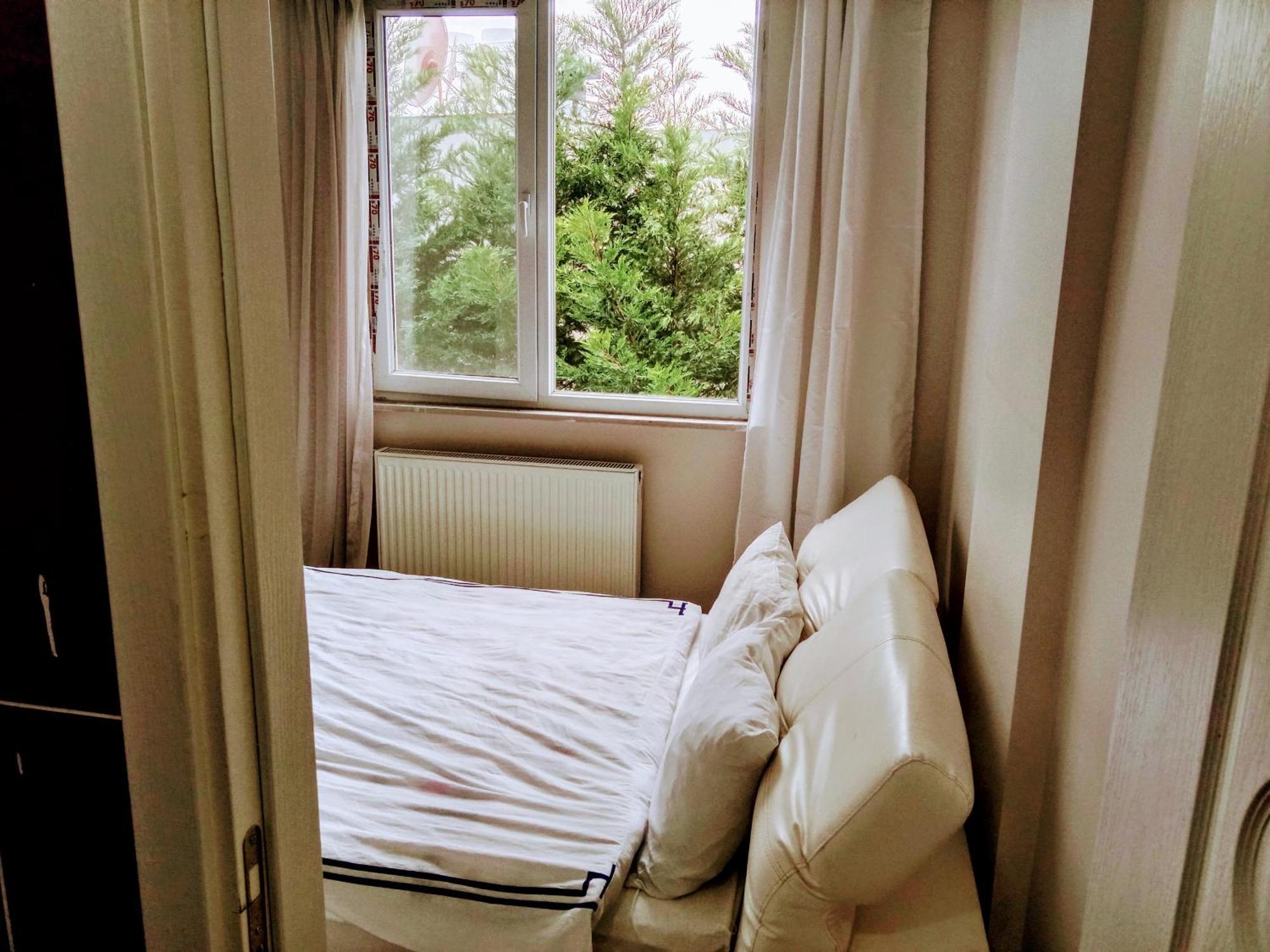 Ahmet Teacher Hotel,6 Minutes From The Airport Arnavutkoy Exterior photo
