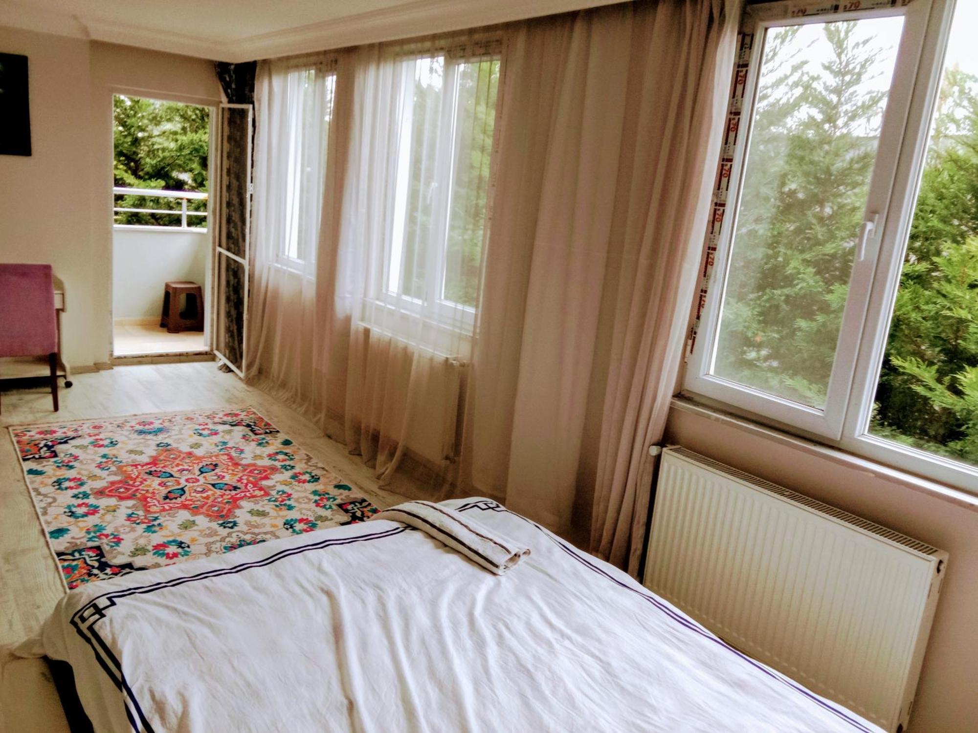 Ahmet Teacher Hotel,6 Minutes From The Airport Arnavutkoy Exterior photo