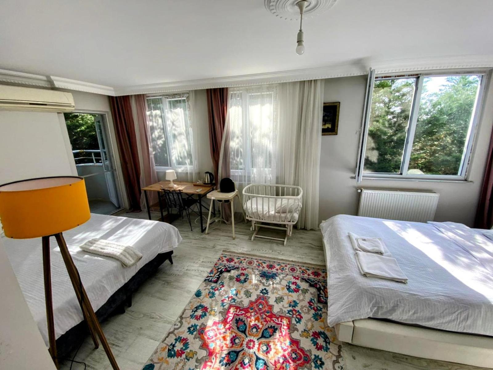 Ahmet Teacher Hotel,6 Minutes From The Airport Arnavutkoy Exterior photo